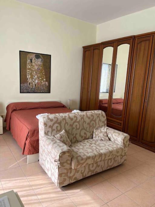 Riviera House Apartment Наполи Екстериор снимка